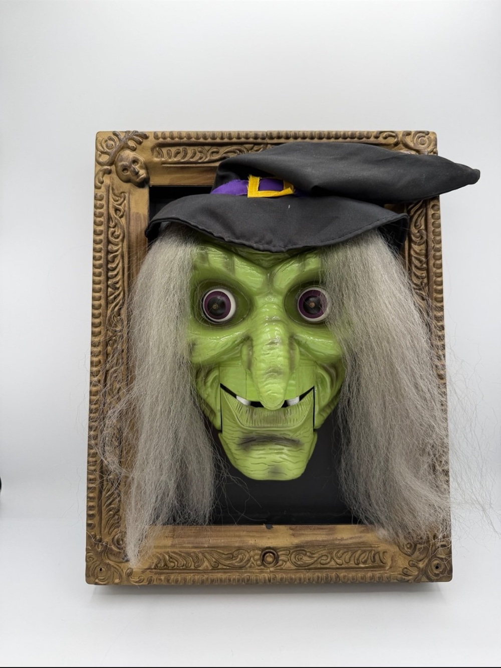 Green Witch Wall Art Mask - Decorative Halloween Hanging Gemmy